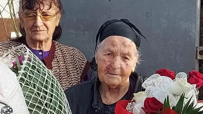 На почти 103 години най-възрастната родопчанка е баба Милка от пловдивското село Цалапица