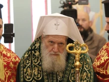Патриарх Неофит е приет в болница, Св. Синод призова: Молете се