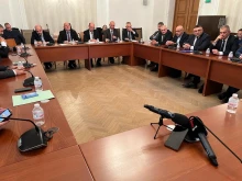 Комисията по отбрана одобри ратифицирането на договора за закупуването на "Страйкърите"