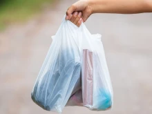 Искат да забранят продажбата на много тънки пластмасови торбички за пазаруване
