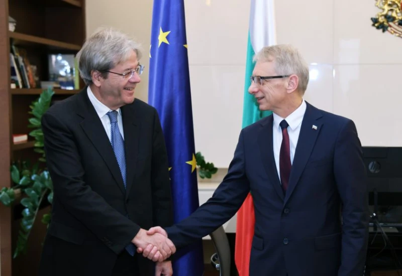 Еврокомисарят Паоло Джентилони потвърди подкрепата на Комисията за влизане на България в Шенген