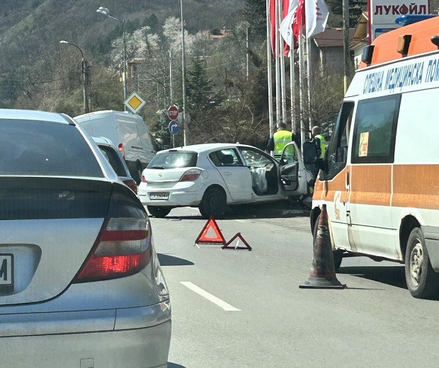 Катастрофа с пострадал в Добрич във вчерашния ден около 14 30