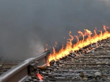 Локомотив на влак се запали на гара "Тулово"