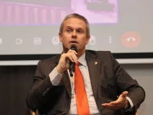 Министър Йоловски: Време е да се създаде "дигитално досие" за всеки автомобил
