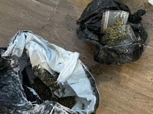 Двама души са задържани при спецакция срещу наркоразпространението в Софийско
