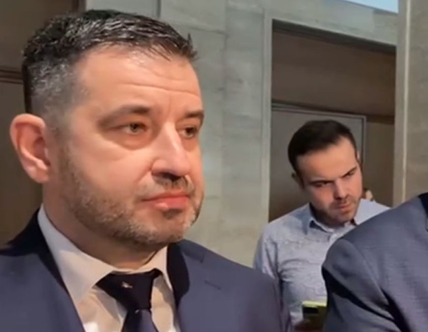 Проф Момчил Мавров ще подаде оставка като подуправител на НЗОК