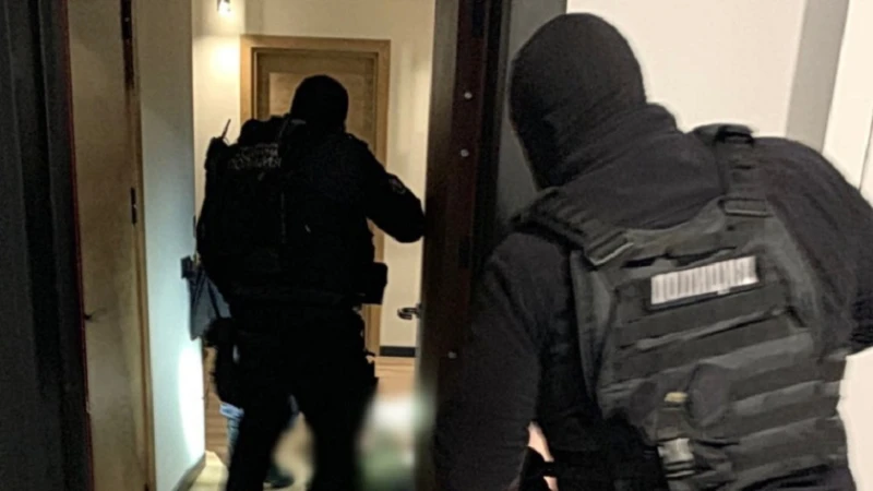 Разбиха престъпна група, отвличала български момичета за проституция в Германия