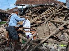 Над 30 вторични труса са регистрирани във Филипините, след земетресението от 7,5 по Рихтер