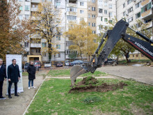 Започна изграждането на първото в Стара Загора екологично и иновативно междублоково пространство