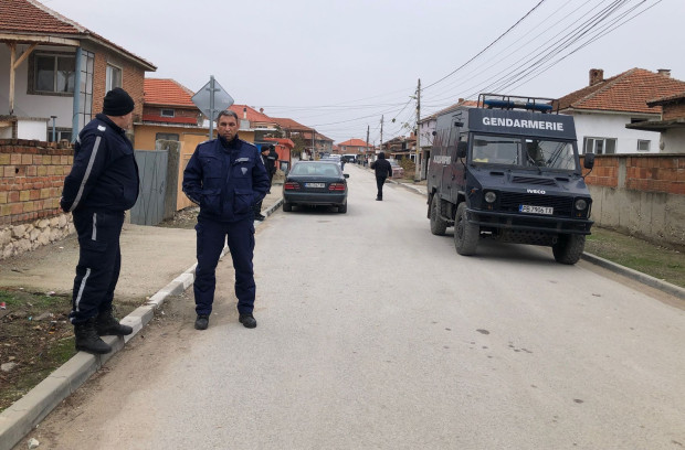 Засилено полицейско присъствие има в пловдивското село Маноле предава репортер