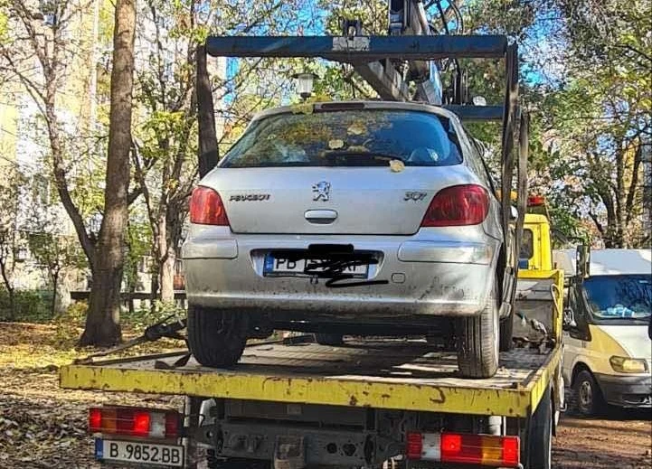 Вдигнаха 8 автомобила в "Северен"