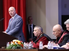 Желязков поздрави управителя на БНБ при удостояването му със звание "Доктор хонорис кауза на УНСС"
