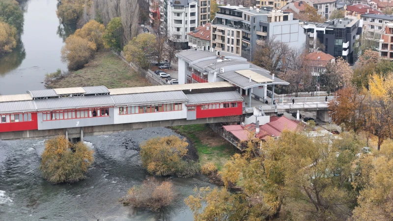 Решават бъдещето на Пешеходния мост на Пловдив
