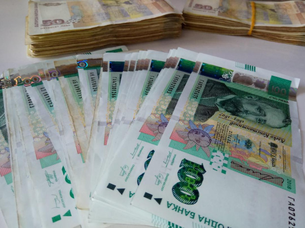 Все повече българи посягат към бързи кредити показват данни от