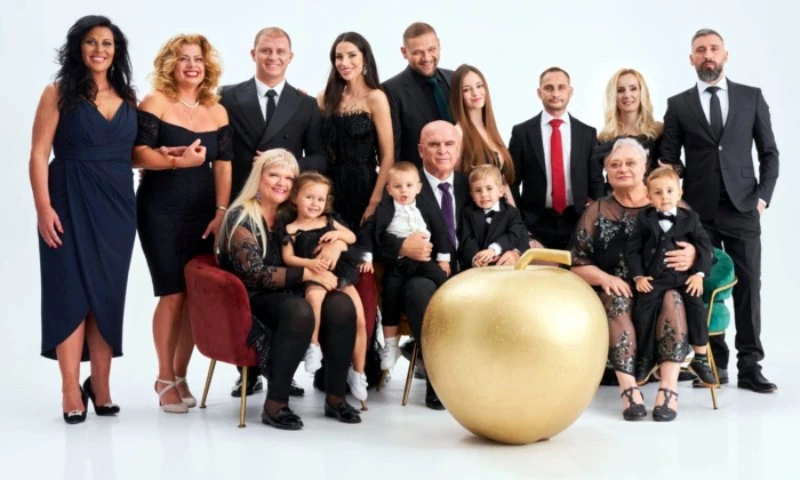 Българско онлайн риалити "взриви" YouTube