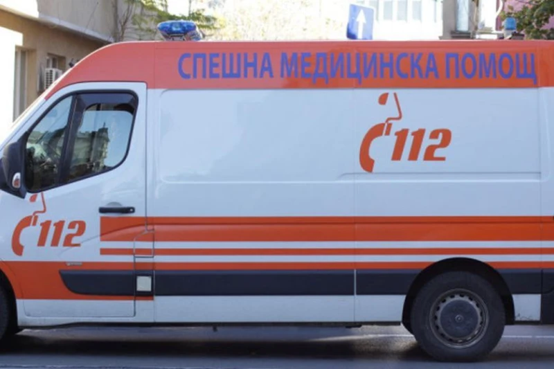 Мъж е с опасност за живота след катастрофа в Русенско