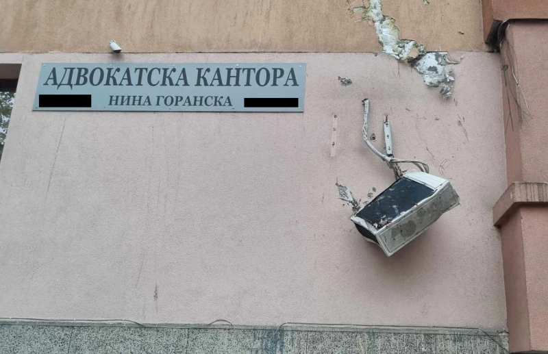 Адвокатка: В 3,00 часа през нощта съсед ми се обади да ми съобщи за климатика