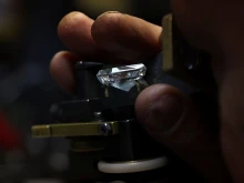 Г-7 обяви забрана за внос на руски диаманти