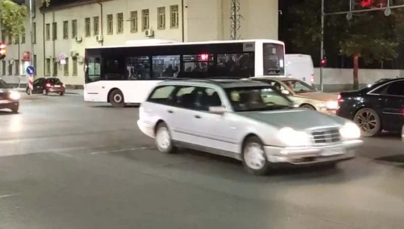 Пътник наби шофьор на градски автобус в Пловдив