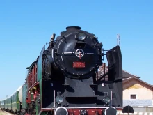 Държавната железница пуска коледен влак, теглен от парен локомотив