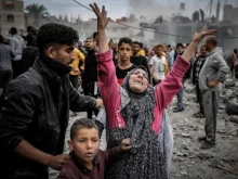 Al Jazeera: Израелските ВВС са нанесли удари по бежански лагер в централната част на Ивицата Газа