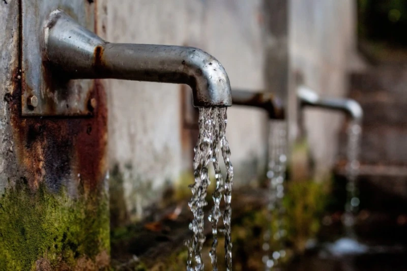 РЗИ Пловдив откри уран във водата в Първомай и още две села, негодна е за пиене и готвене