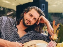 Таралежков подготвя сватба с тъмнокож в Англия?