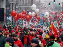 Хиляди европейци излизат да протестират срещу въвеждането на режим на строги икономии в страните от ЕС