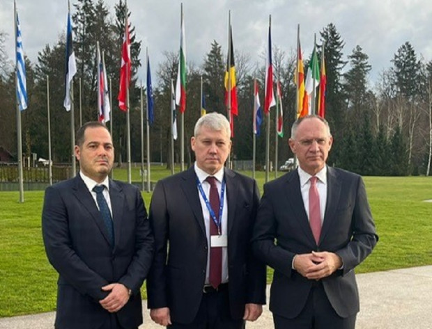 Министърът на вътрешните работи Калин Стоянов участва в тристранна среща