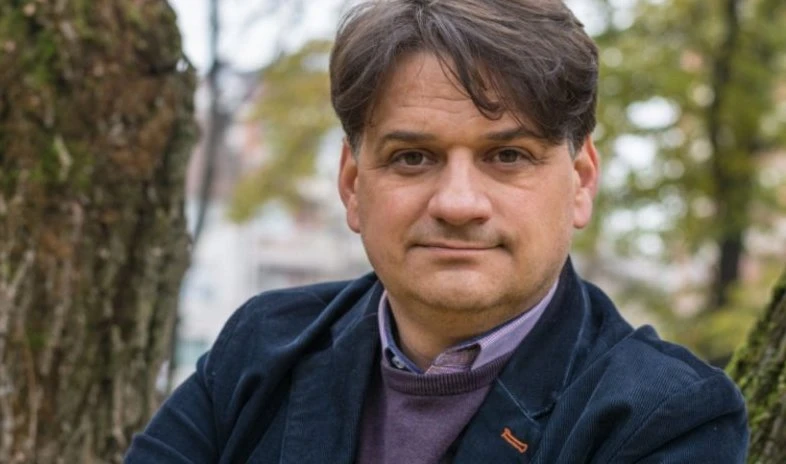 Мариан Бачев влезе в необичайна роля