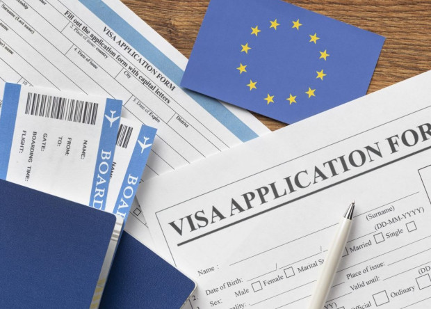 Европейската комисия публикува изменени разпоредби относно цифровизацията на шенгенските визи