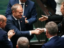 Кабинетът на Туск получи вот на доверие в полския парламент