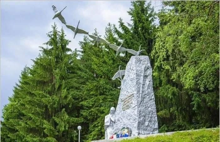 Иван Петков: Подвигът на съветските воини е безспорен, в София се случва безумие