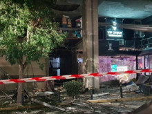 Мощна бомба стресна Пирея посред нощ, нанесе огромни щети