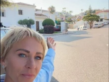 Нана показа къщата си в Маями