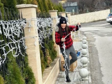 Коледата тропна на вратата на Анелия