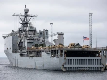 САЩ създават коалиция в Червено море за сдържане на атаките на хутите срещу цивилни кораби