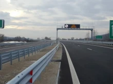 ТИР и лек автомобил са катастрофирали на автомагистрала "Струма", няма пострадали
