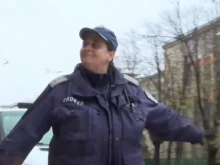 Снимка на родна полицайка стана хит