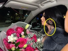 Пловдивска красавица се похвали с луксозен подарък от тайнствено гадже
