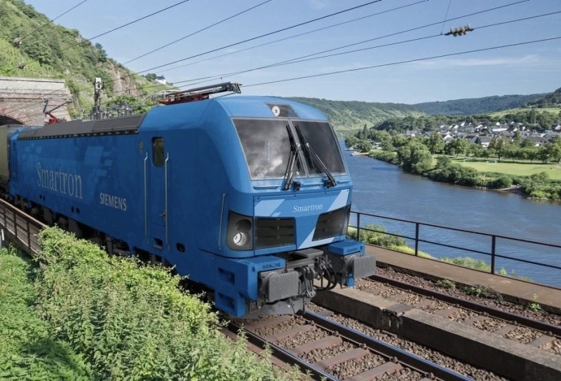БДЖ се сдобива с 10 нови електрически локомотива