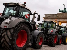 Фермери блокират центъра на Берлин с трактори, протестират срещу цените на горивата