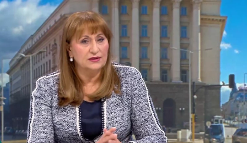 Предупреждение: Много млади служители с висше образование ще получават заплата, близка до тази на хора без образование