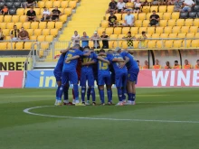 ФИФА спря трансферите на два отбора от Първа лига