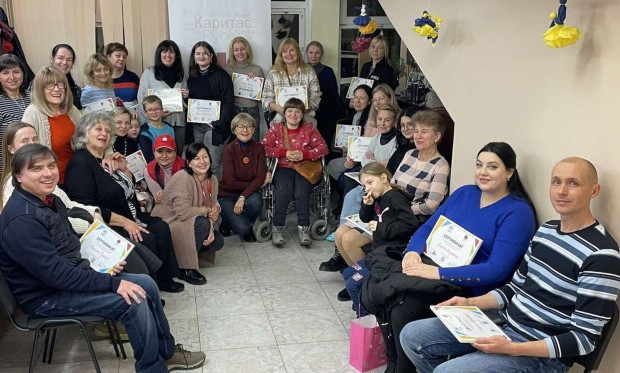 TD 43 ма бежанци от войната в Украйна завършиха курсове по български