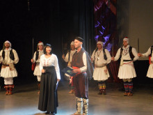 Ансамбъл "Пирин" отново вдигна на крака благоевградската публика с невероятен концерт-спектакъл