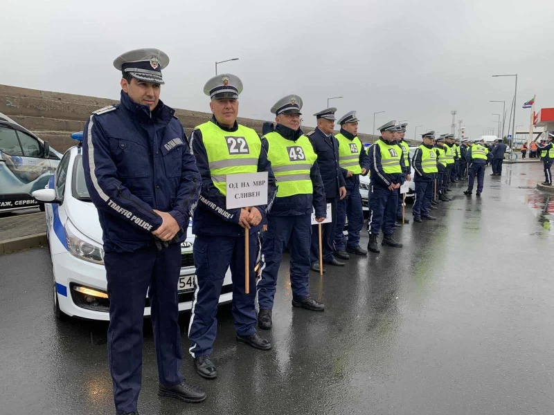 Повече полиция по улиците през празничните дни