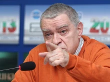 Михаил Константинов за Конституцията: Украйна премахна изискването за гражданство и всякакви станаха министри, не беше удачно
