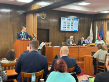 В Русе: Гласуването на новата структура на общинската администрация се отлага за януари