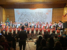 Спектакъл от музика, багри, песни и танци в Коледния концерт на Музикалното училище в Широка лъка